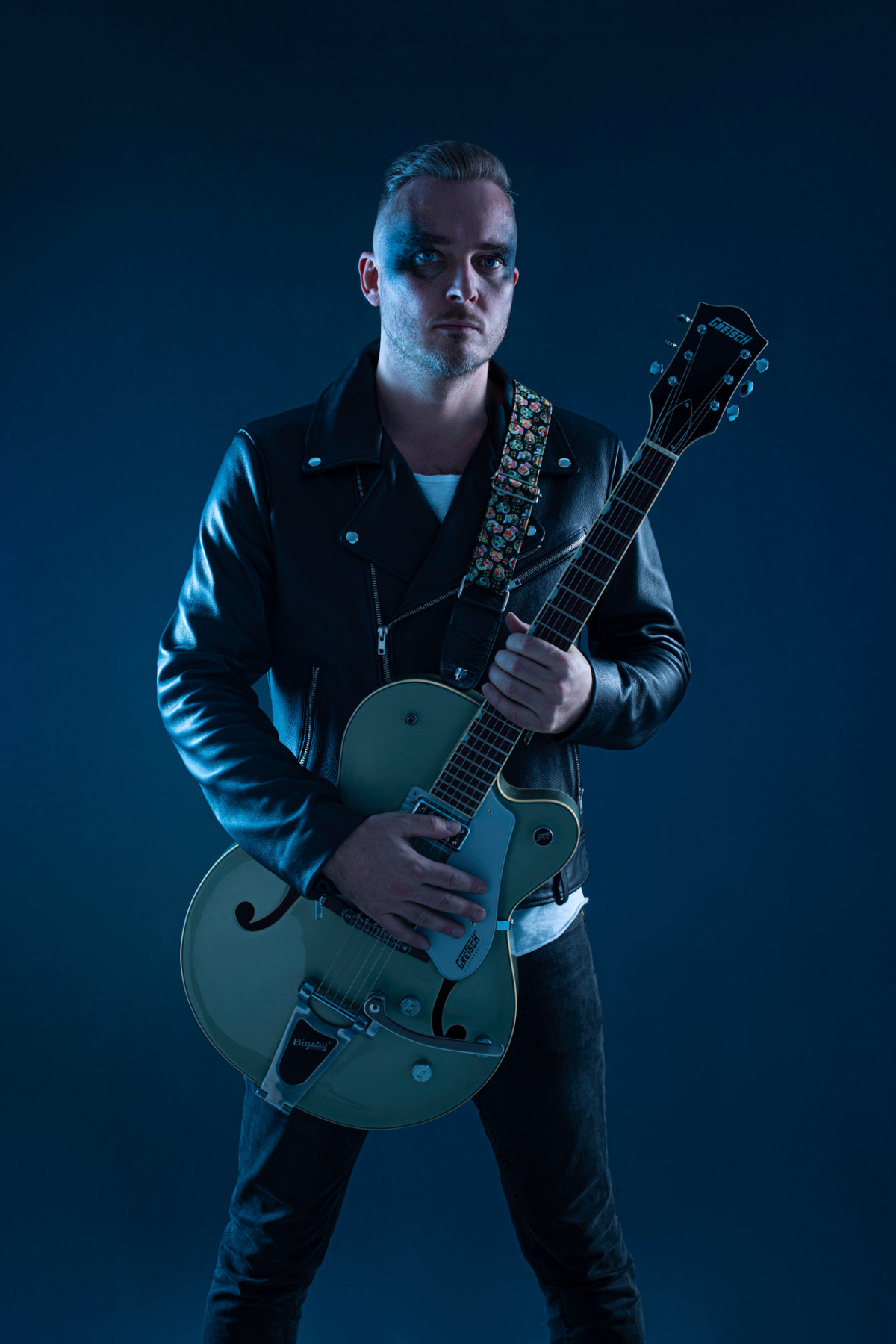 portrét zpěvák - Vega Elektra